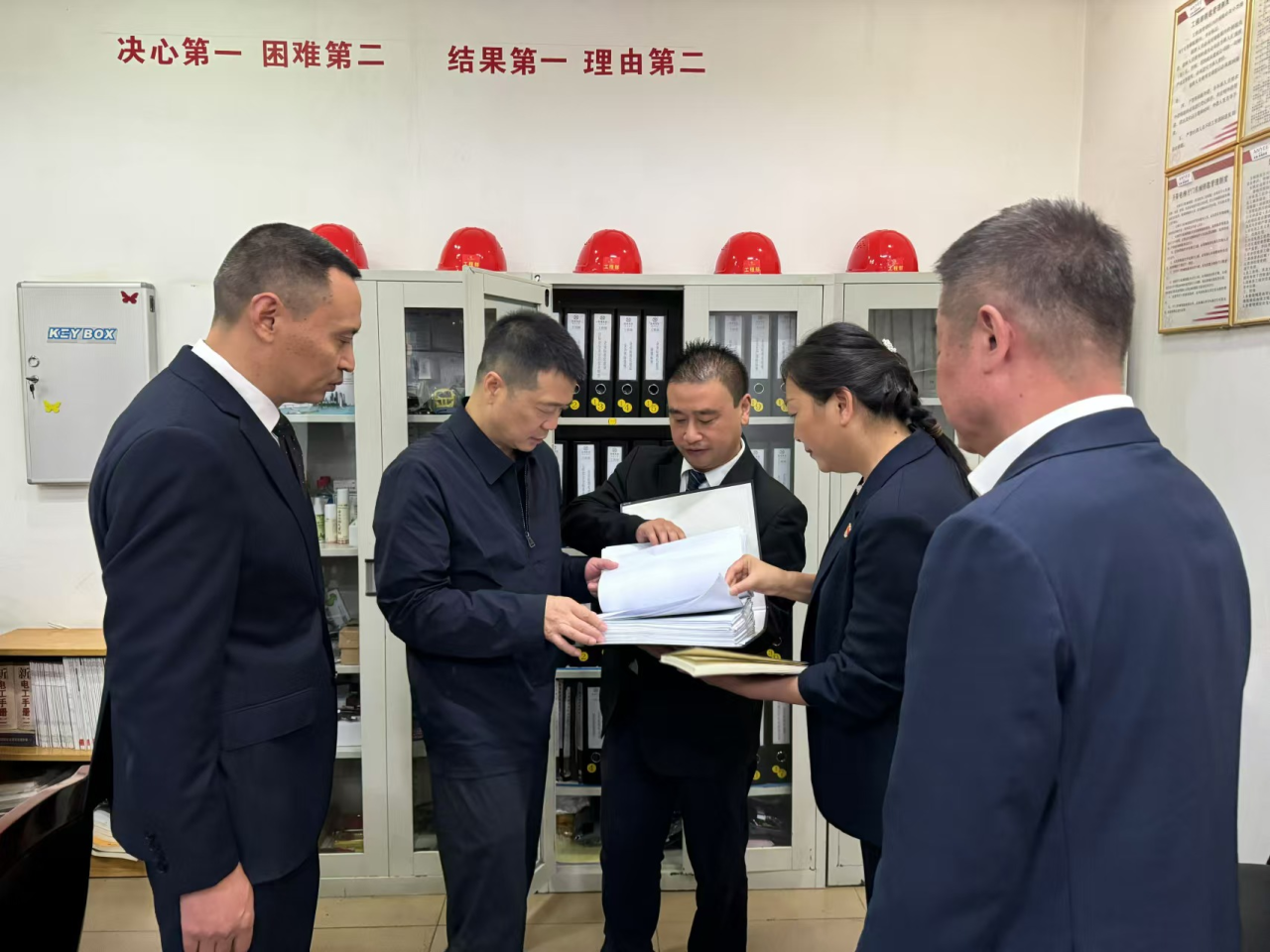 省尊龙凯时集团党委书记、董事长游勇国庆节期间调研督导旗下酒店经营及安全生产工作