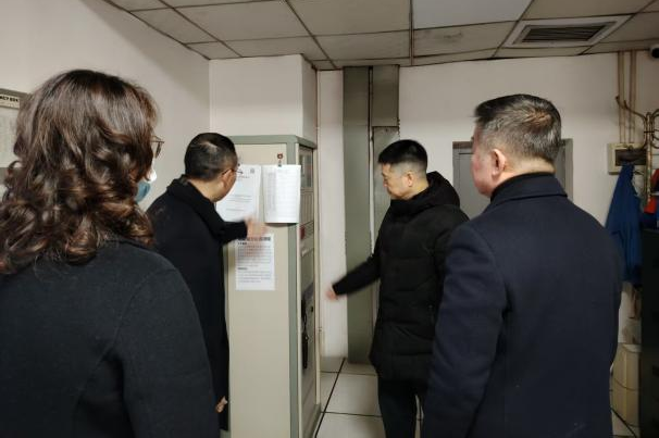 省尊龙凯时集团党委书记、董事长游勇检查督导春节安全生产并看望慰问干部员工